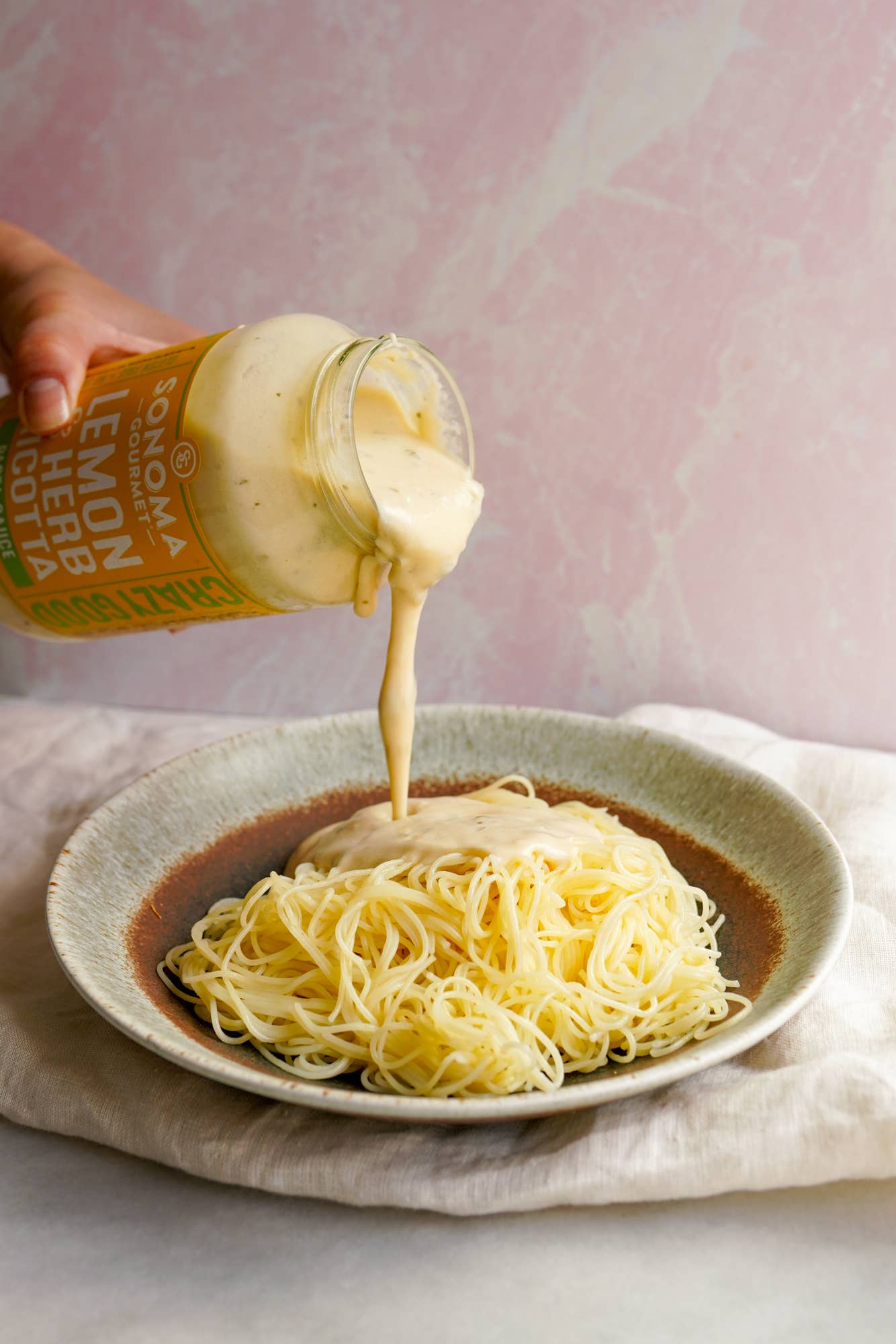 Sonoma Gourmet - Lemon & Herb Ricotta Pasta Sauce: 24.5oz