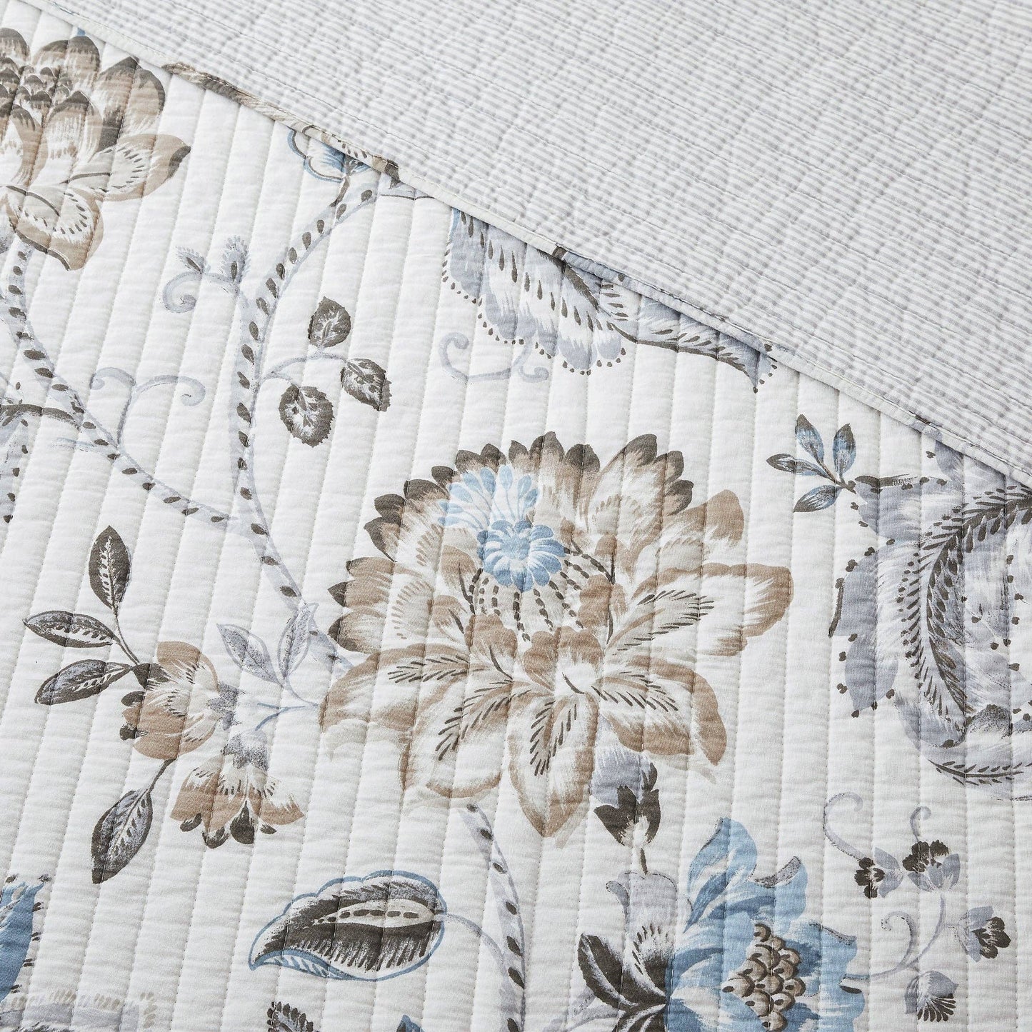 Levtex Home - Maileen Quilt Set: Neutral Blue / King/Cal King