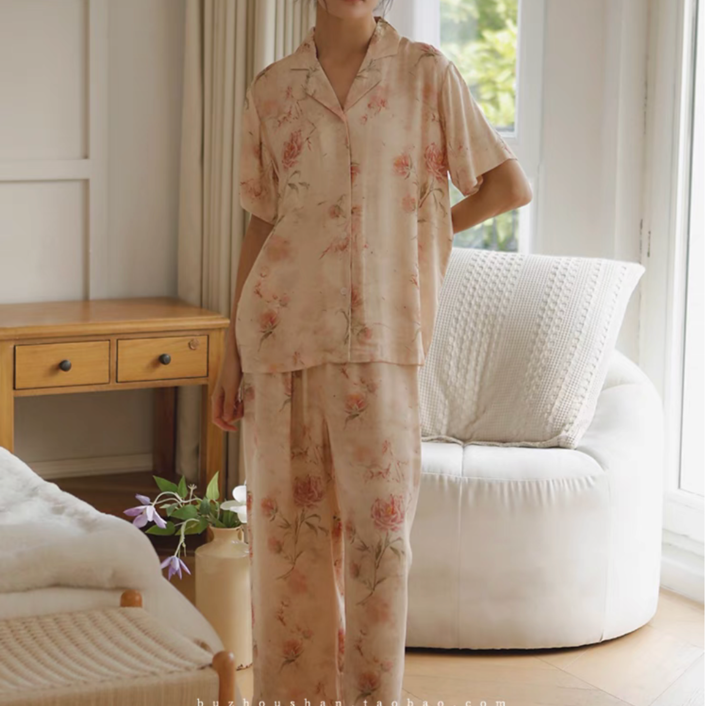 DrifWoo - Vintage Rose Short-Sleeve Pajama Set – Elegant Sleepwear: S
