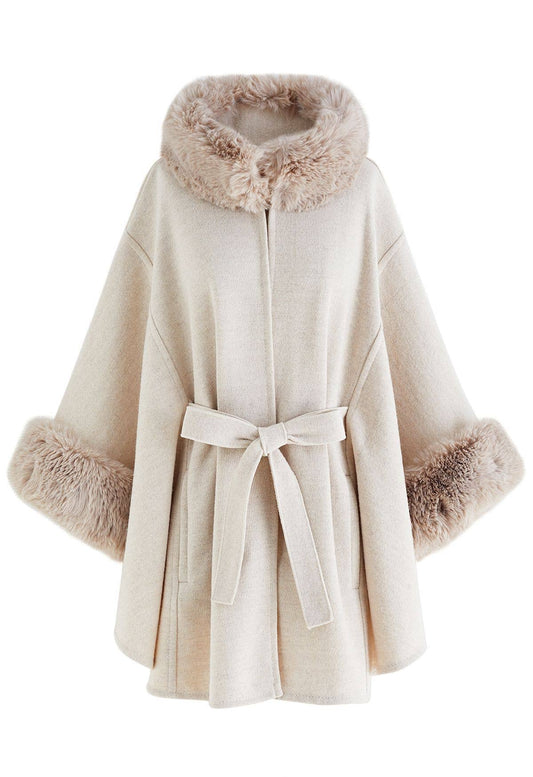 PEACH ACCESSORIES - Pe339 Faux fur poncho: Beige