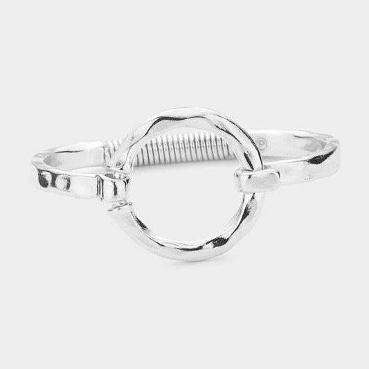 Sensibling Corp. - Hammered Open Metal Circle Hook Bracelet: Silver