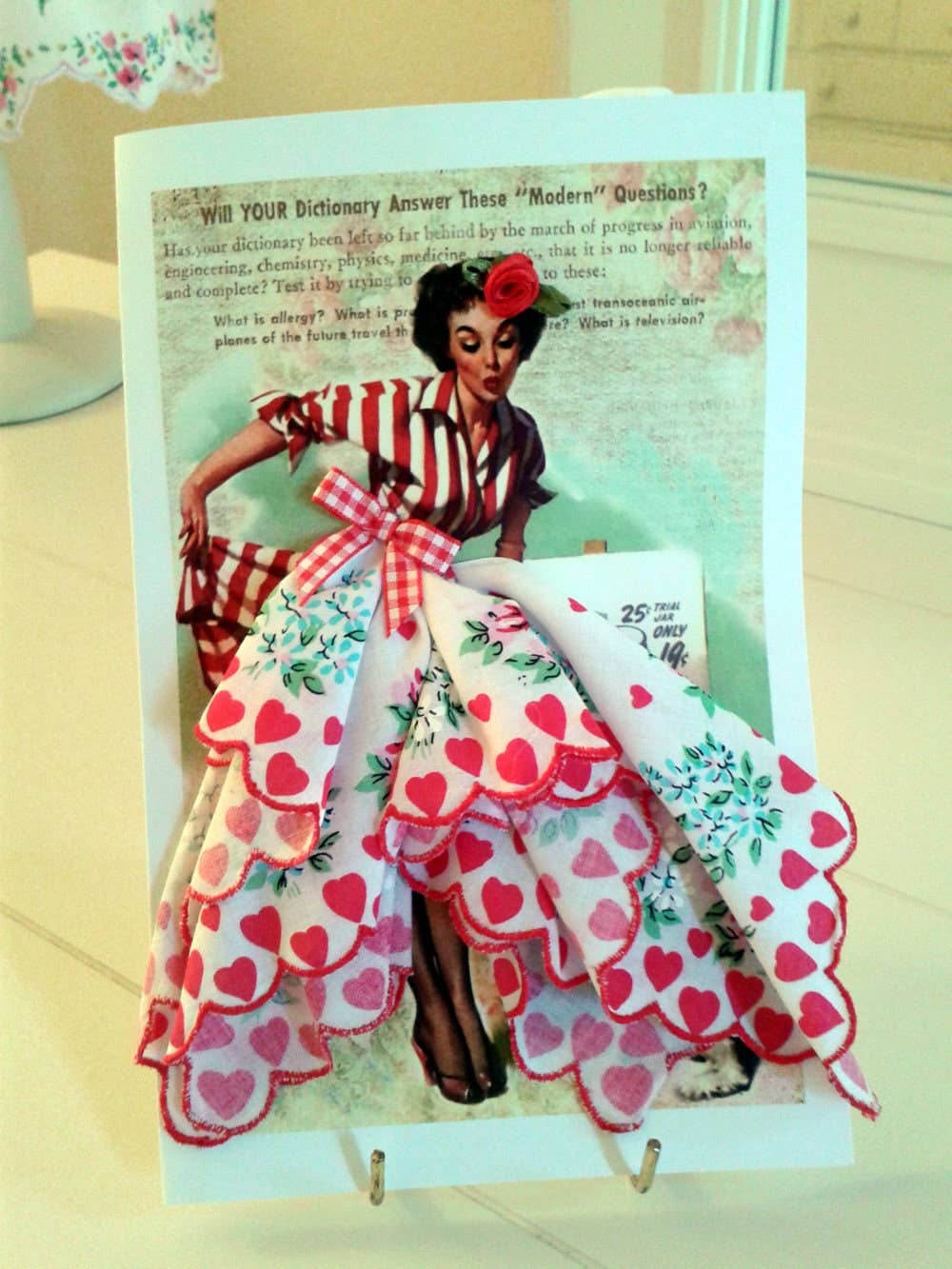 MOMENTS IN THYME - Retro Pinup Girl Keepsake Hanky Card