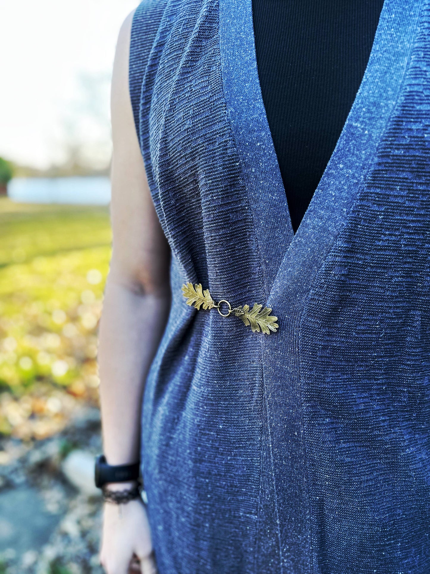 KardiKlips - Cinch Clips for Clothing, Boho Renaissance Cloak Clasps