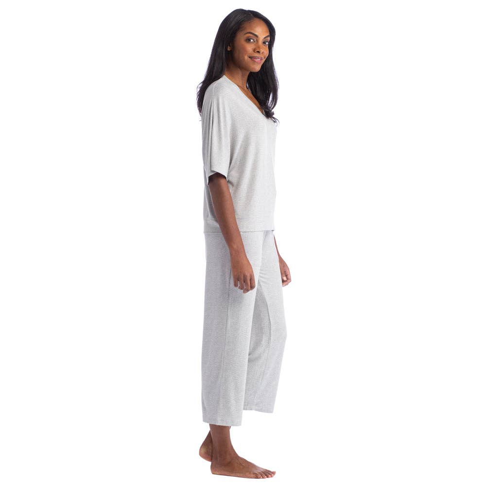 Softies - Dream Relaxed V-neck with Capri Lounge Set