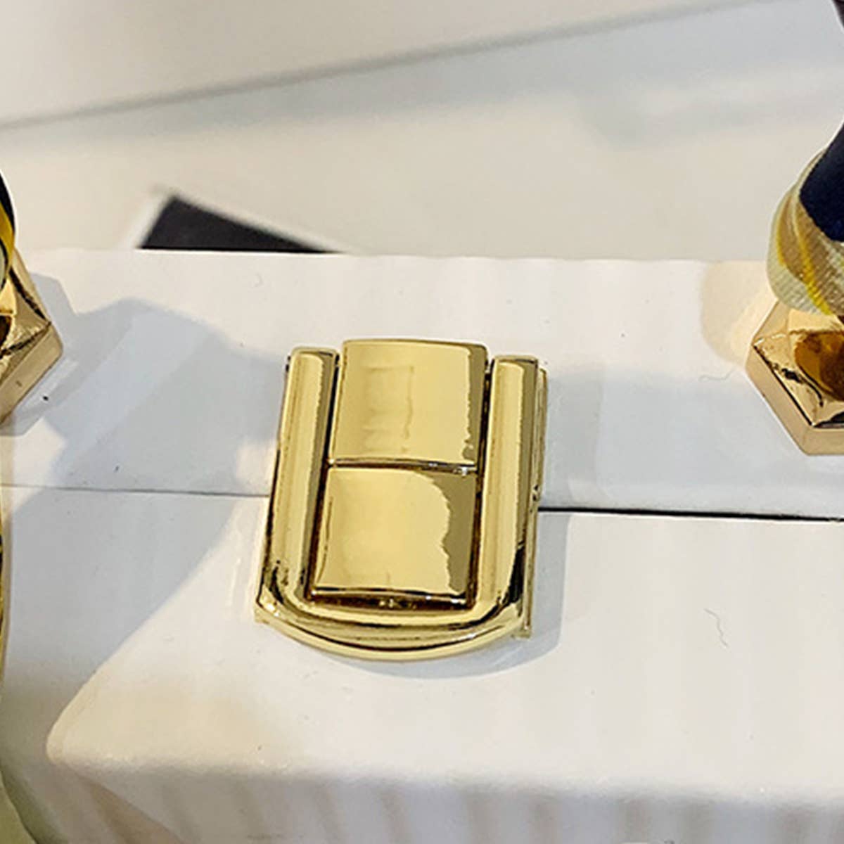 ACCITY - RETRO BEAUTY PATTERN CROSSBODY BAG_CWAB0986: Gold / (OS) 1