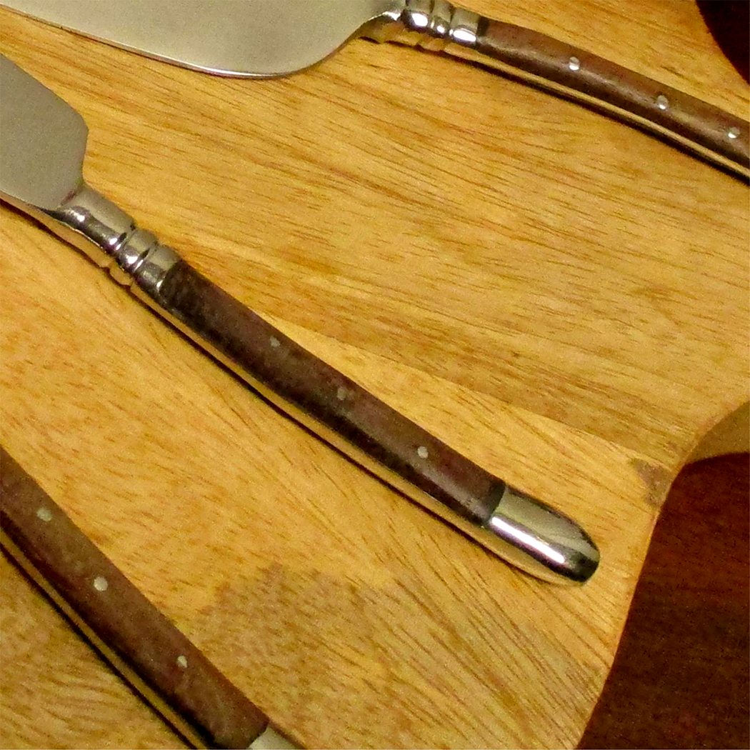 Shastra Home - Curved Wood Cheese Knife S/3