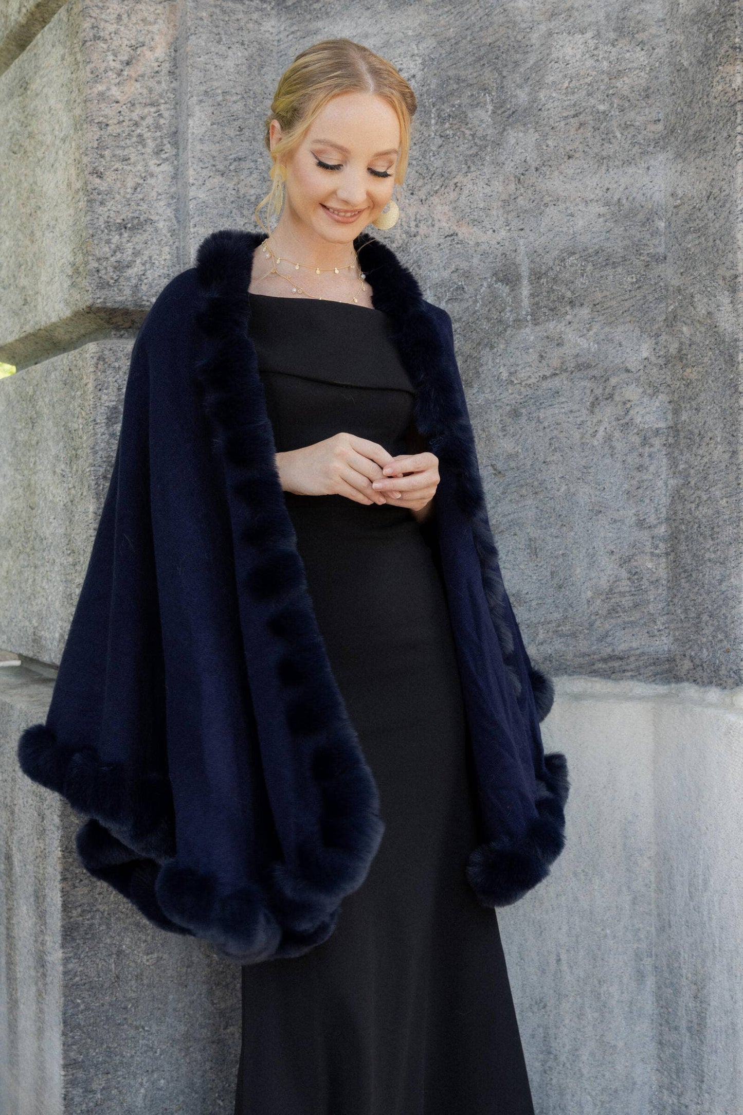 SAACHI - Faux Fur Cape Kimono: BLACK