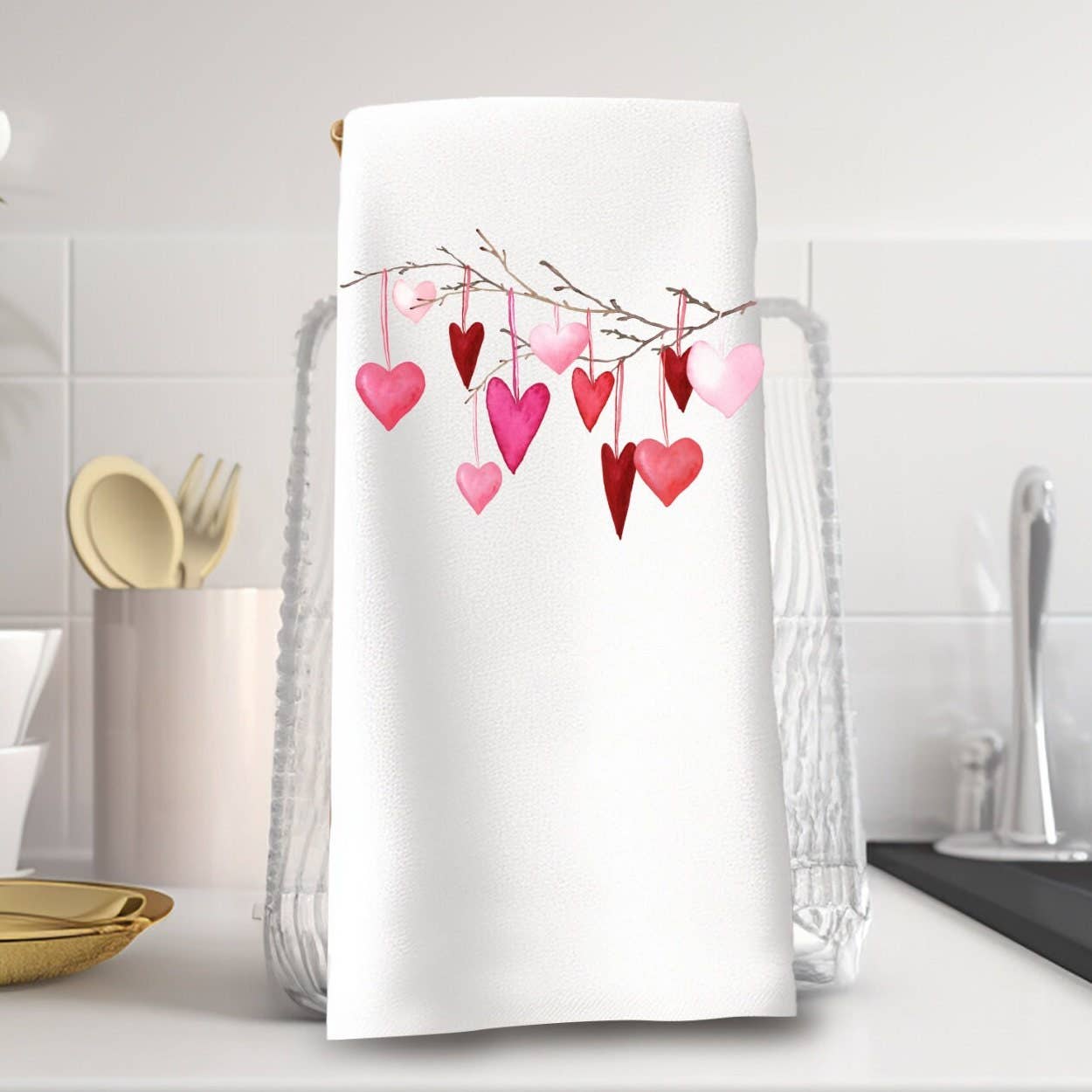Fernville Creations - Elegant Spring Heart Hand Towel for Guest Bath