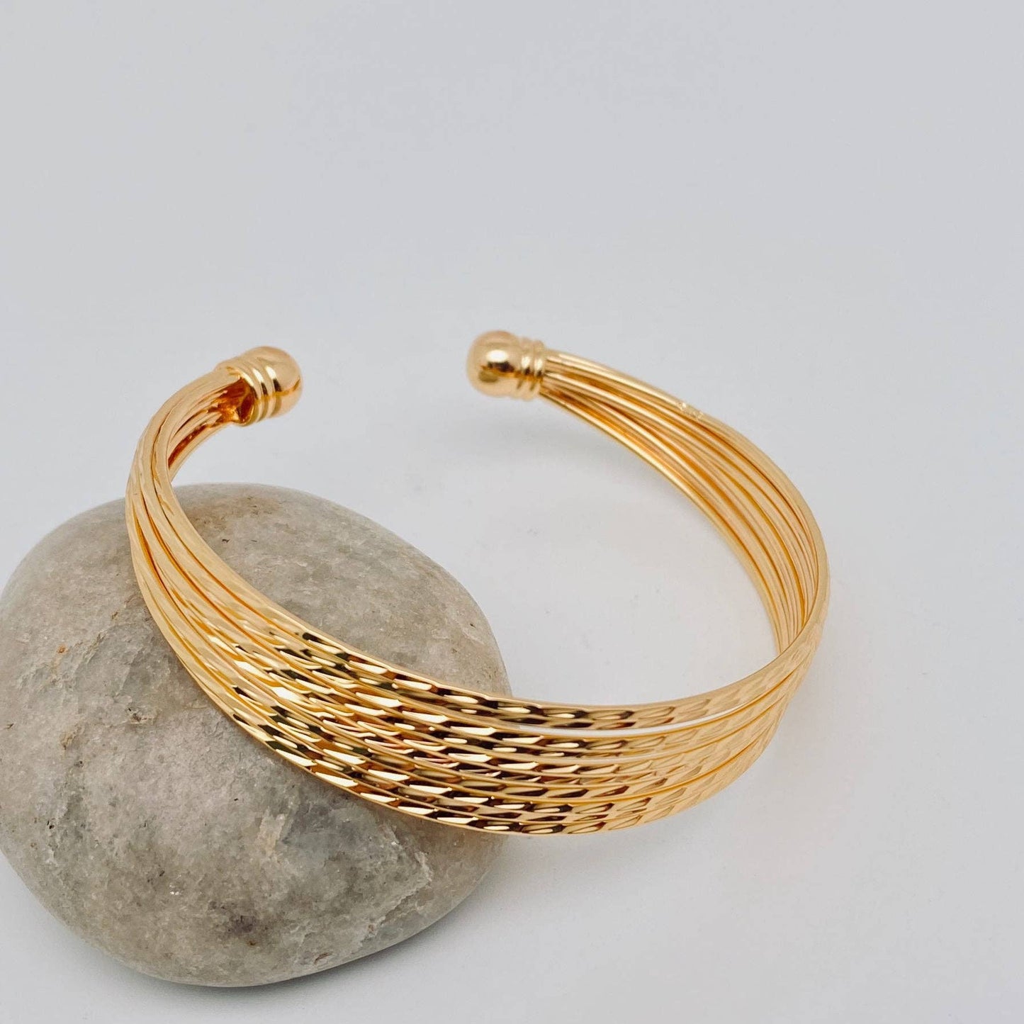 Mio Queena - Gold-plated Multi-layer Metal Coil Cuff Bangle