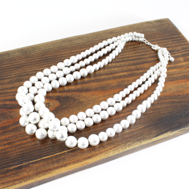 Pretty Persuasions - N23011 Three Layers Large Bead Necklace: GD