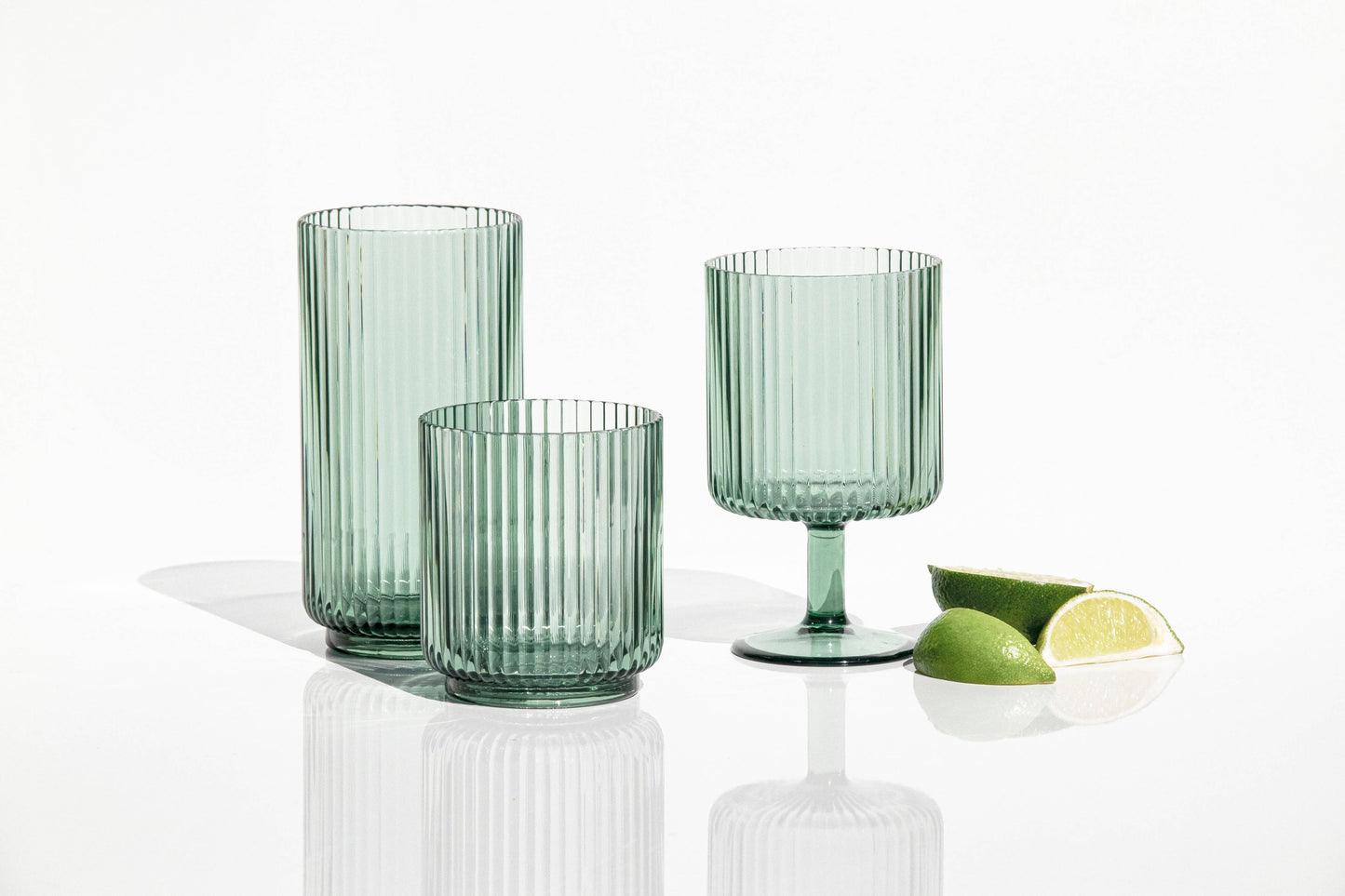 TarHong - Mesa Drinkware,Premium Acrylic,BPA Free,Dishwasher Safe: Goblet 15 oz. / Clear