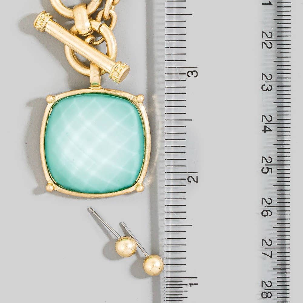 The Looks by Fame Accessories - Large Square Faceted Stone Pendant Toggle Chain Necklace: DRED