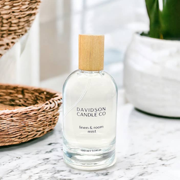 Davidson Candle Company LLC - Linen & Room Mist with Box / Air Freshener/ case of 6: Grapefruit