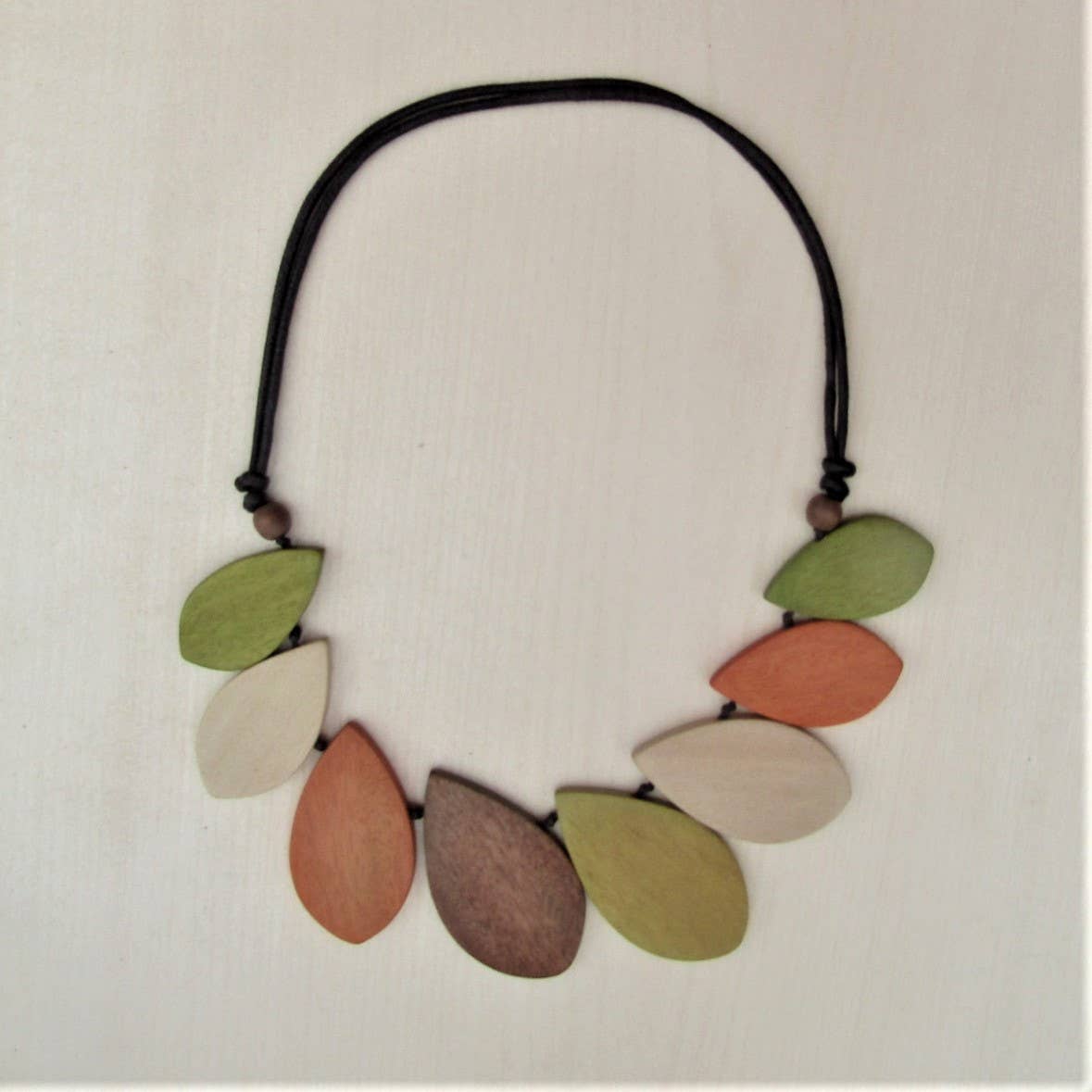 Katie and Company - Verona Necklace - Light