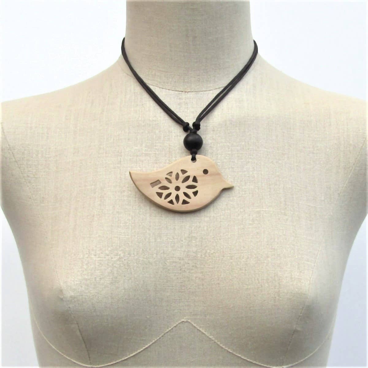 Katie and Company - Jena Necklace - Natural