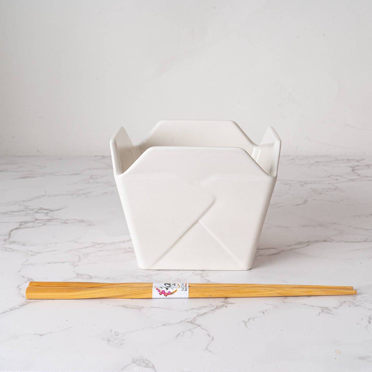 Urban Tokyo - 16oz 5"W x 4"H Takeout Box Serving Bowl With Chopsticks Lucky Cat (1/24)