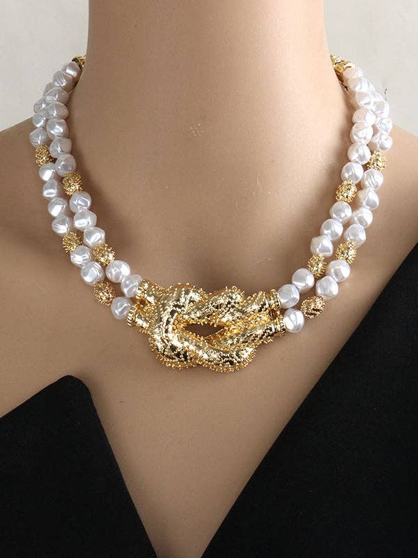 UZ Wholesale Store - Chains Geometric Necklaces Accessories: GOLD / Adjustable