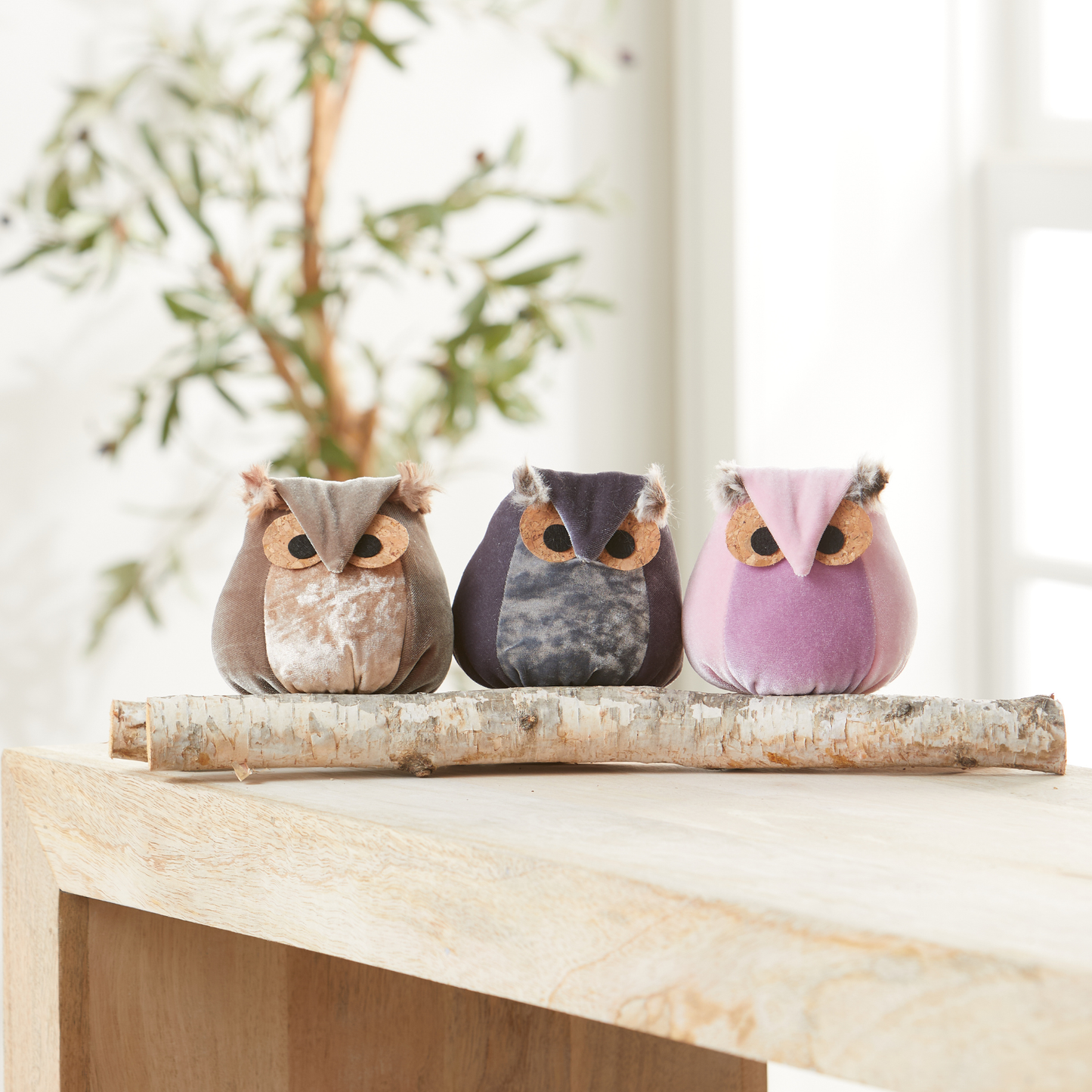 Your Heart's Content - Whimsical velvet owls,  charming owl enthusiastic, unique: Pink Owl