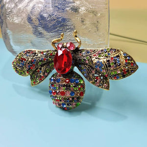 PEACH ACCESSORIES - 1554 crystal Bee brooch: Green