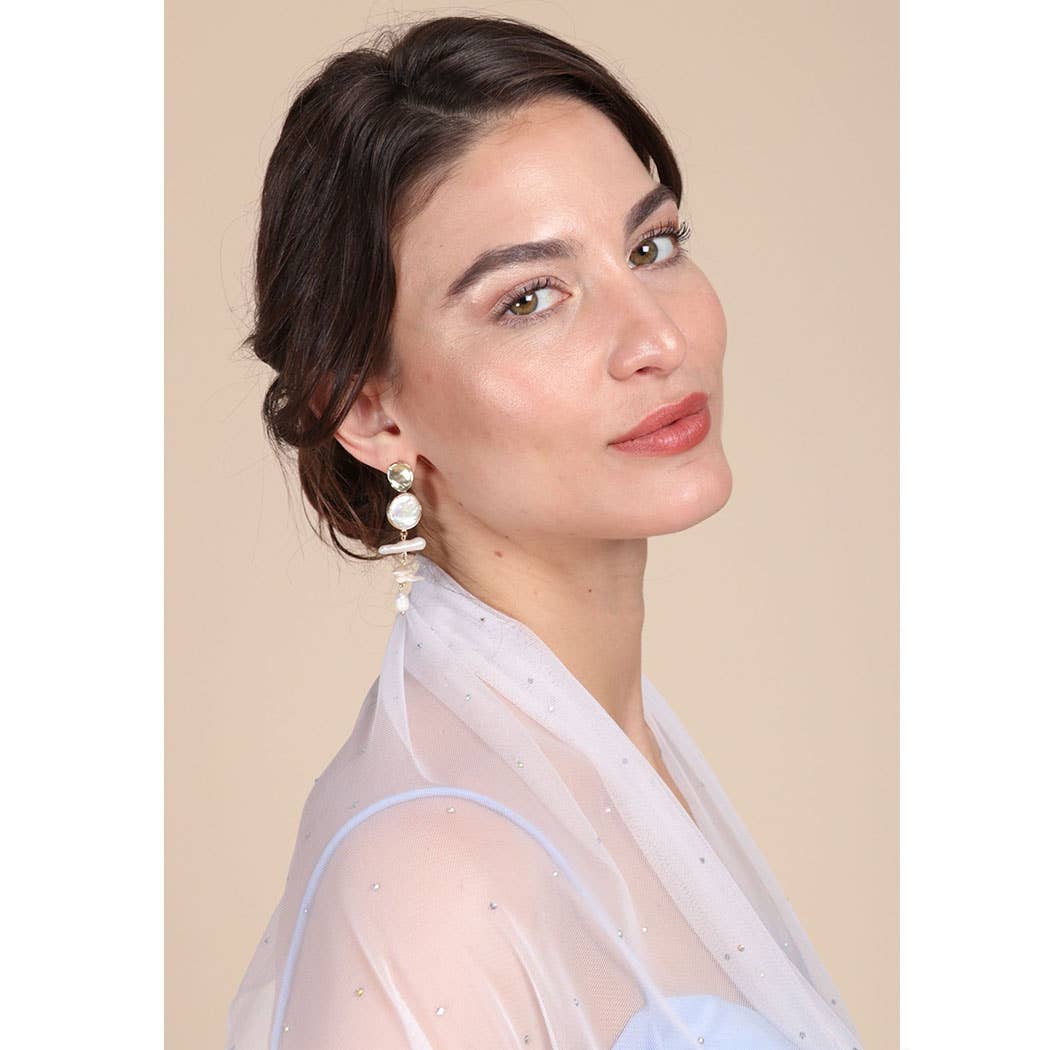 SAACHI - Baroque Pearl Drop Earring