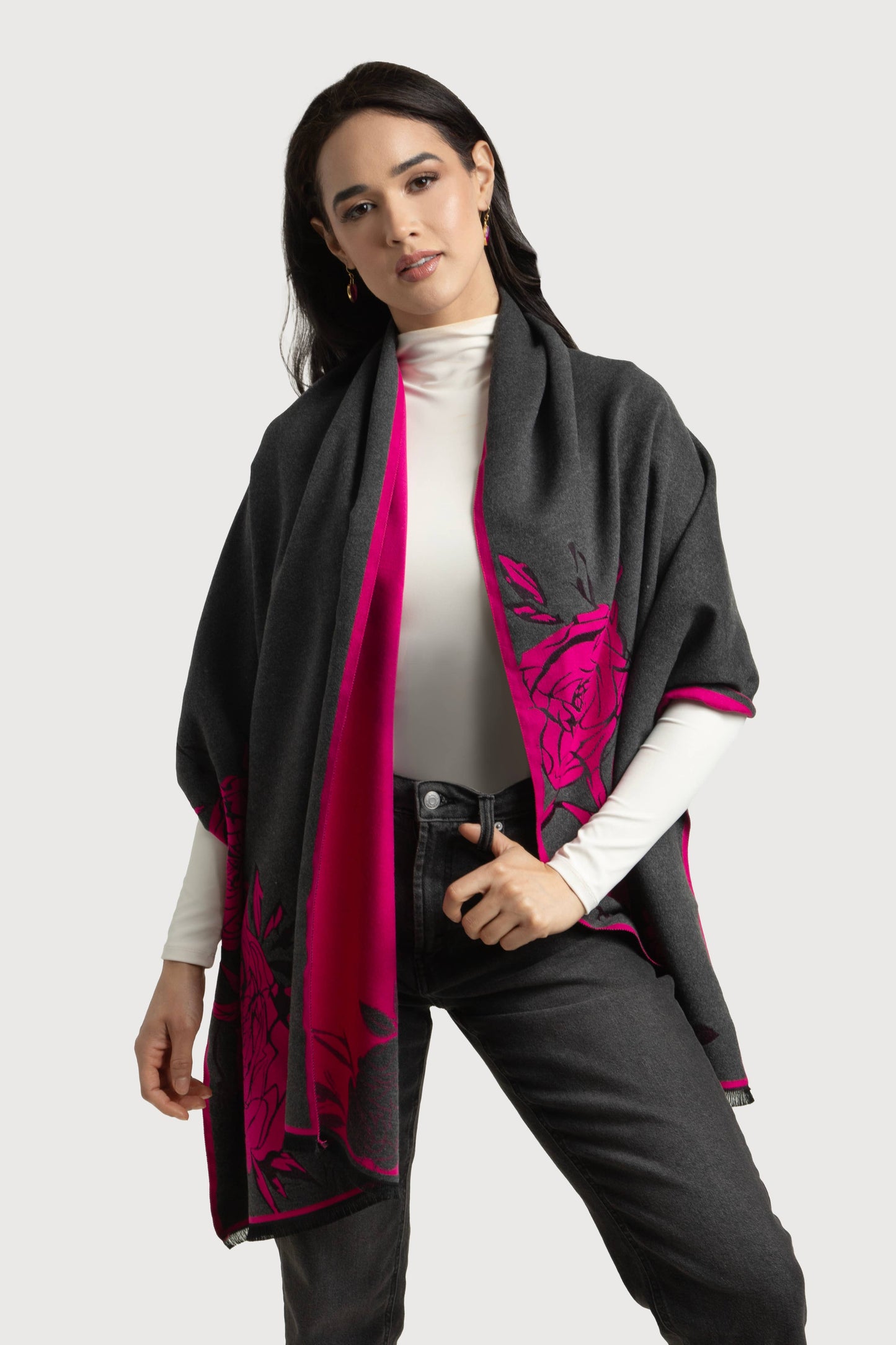 SAACHI - Fiore Reversible Rose Pattern Scarf: Red/Black
