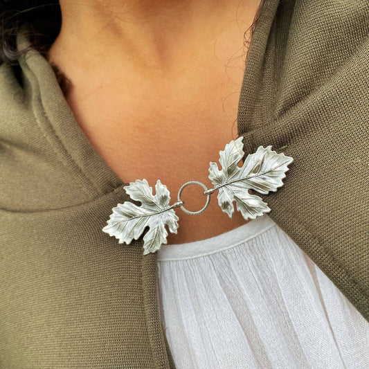 KardiKlips - Dress Cinch Clips for Clothes, Silver Metal Leaves Boho