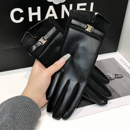 PEACH ACCESSORIES - LG004 Classic Elegance PU Leather Gloves with Shiny Buckle: Black