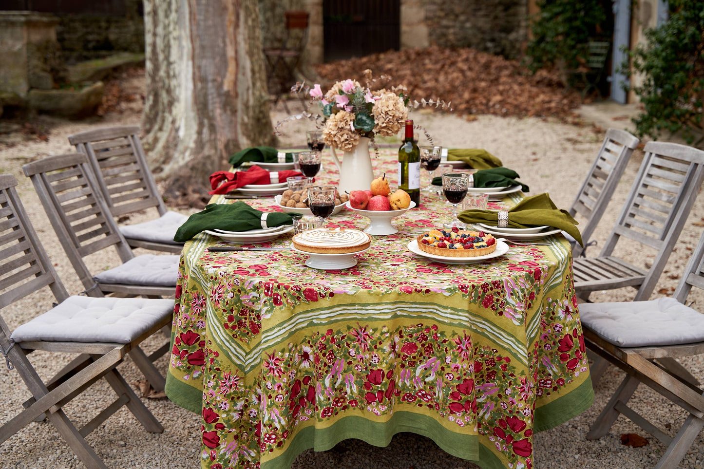 Couleur Nature - Jardin Red & Green | French Tablecloths: 70" Round