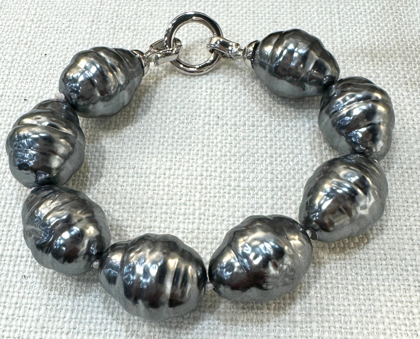 Studio G - #877B-Mother of Pearl Bracelet: White Pearl
