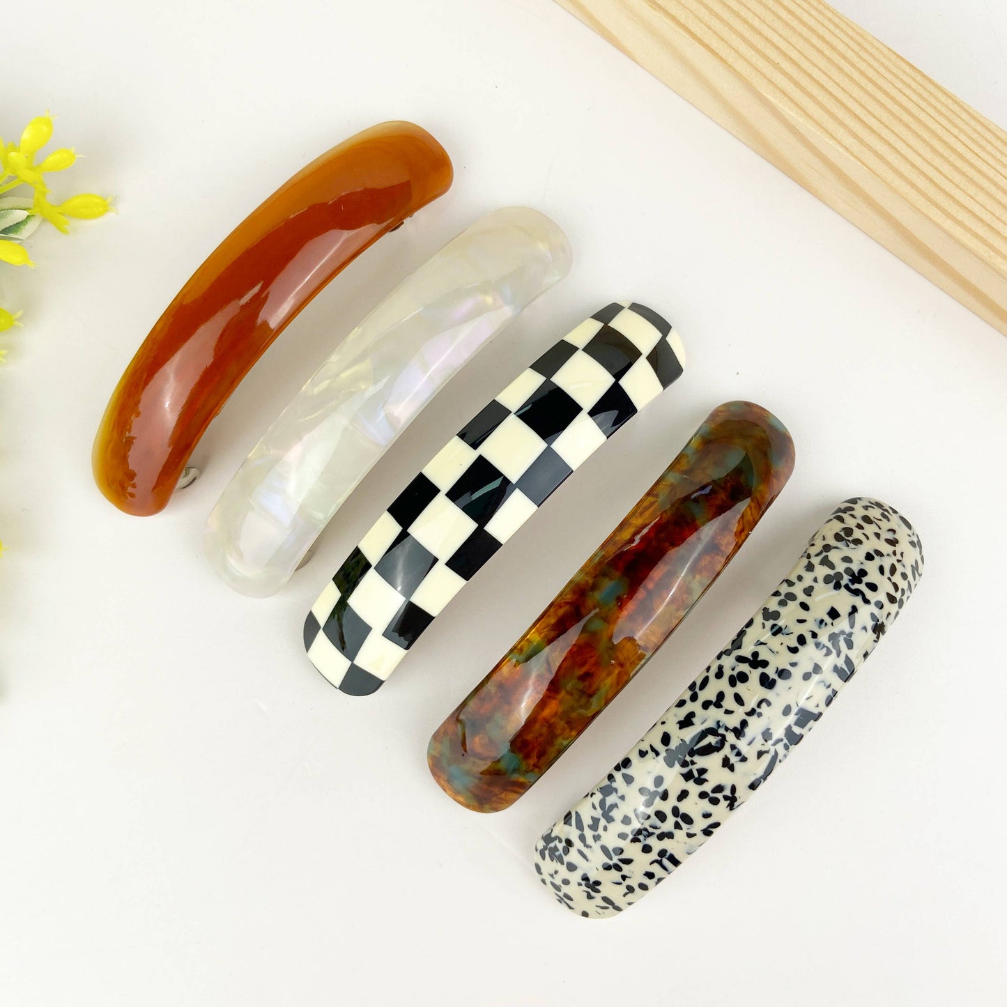 TheDivaSoap - Acetate crescent hair clip: B