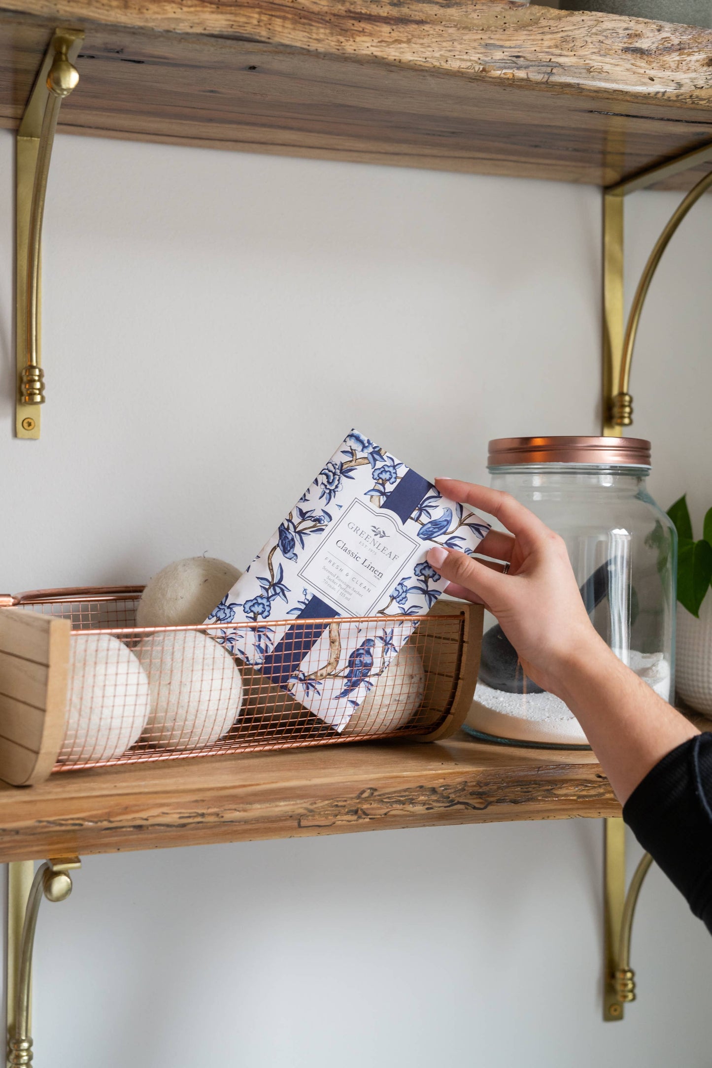 Greenleaf Gifts - Classic Linen Large Sachet 18 Pack | Americana Summer