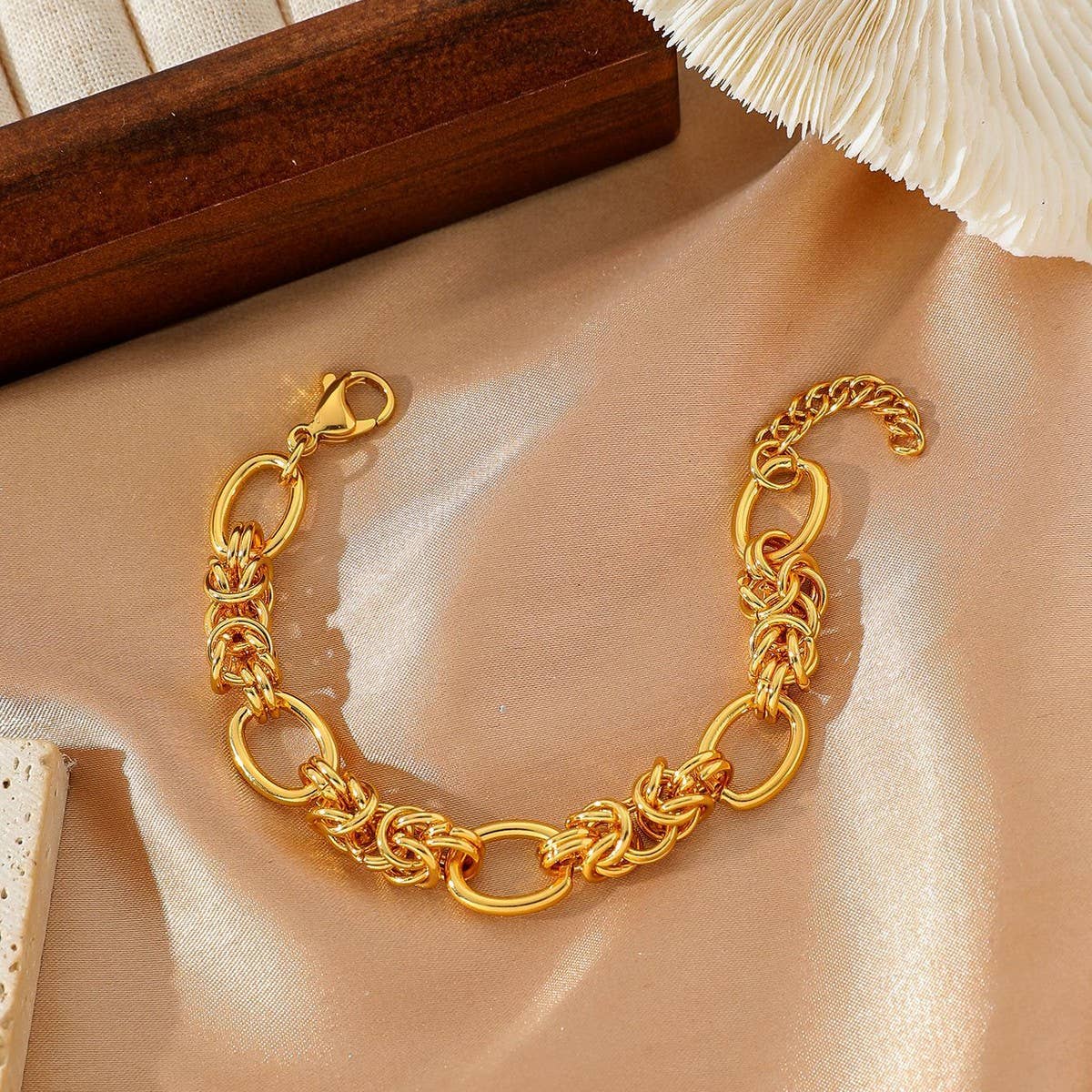 ACCITY - VERSATILE 18K GOLD TITANIUM STEEL BRACELET_CWMM3719: GOLD1 / (OS) 1