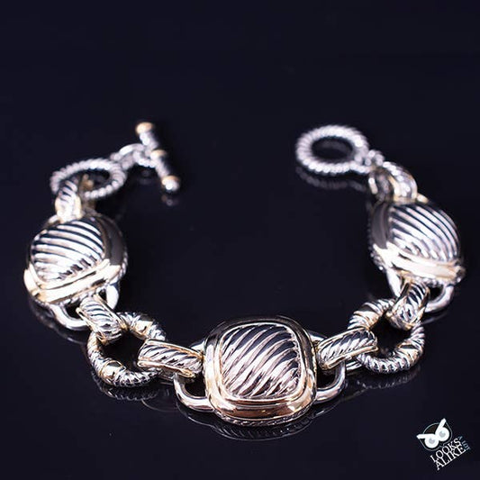 My Best Kept Jewelry - Textured Toggle Link Bracelet