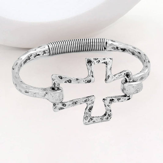 Sensibling Corp. - Hammered Metal Cross Bangle Bracelet: Silver