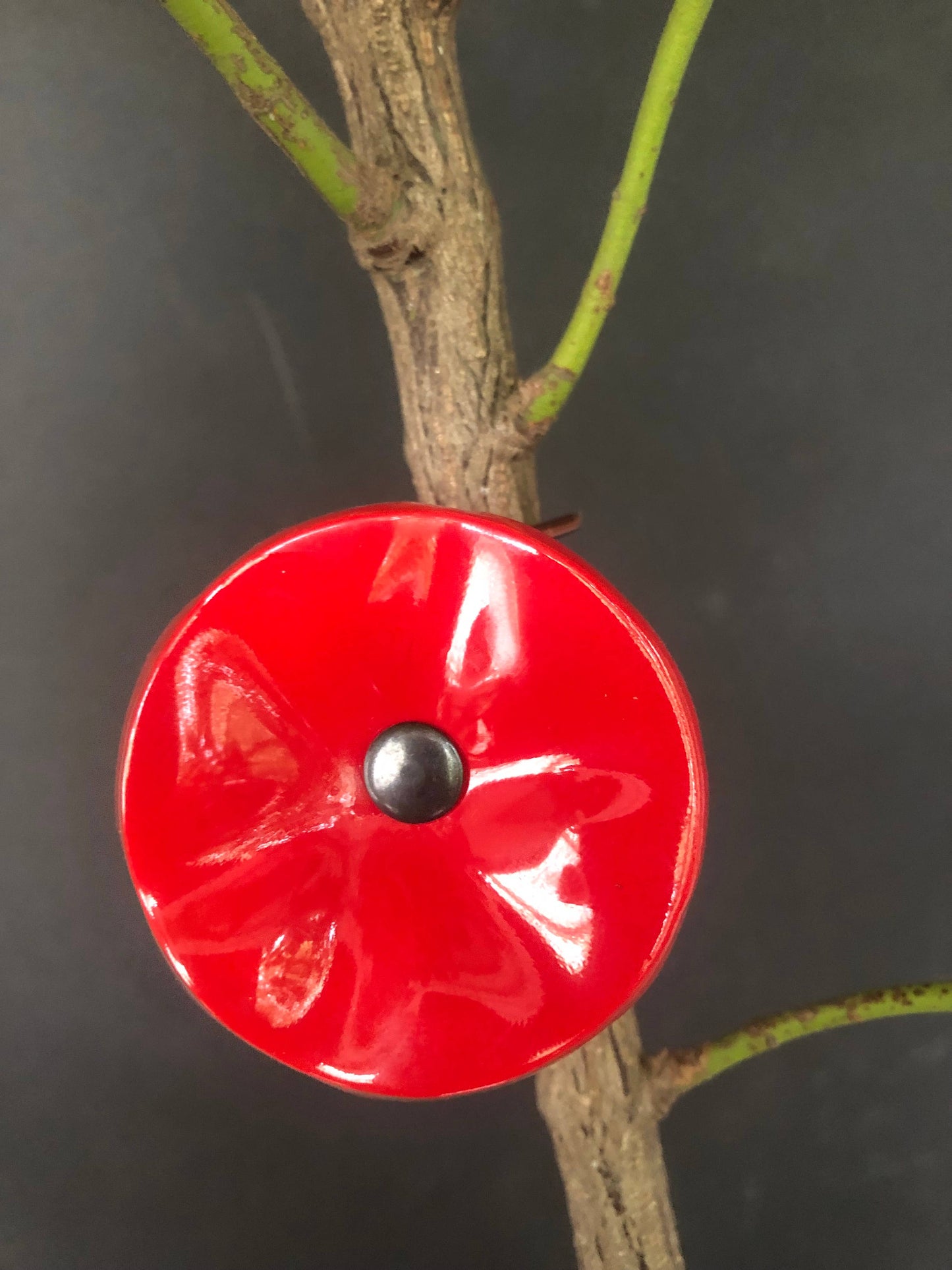 CARNEOL GLASS - Small Glass Flower For Outside In Red On Flexible Stem