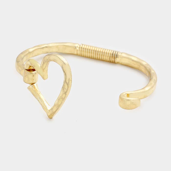 Sensibling Corp. - Open Metal Heart Hook Bracelet: Gold