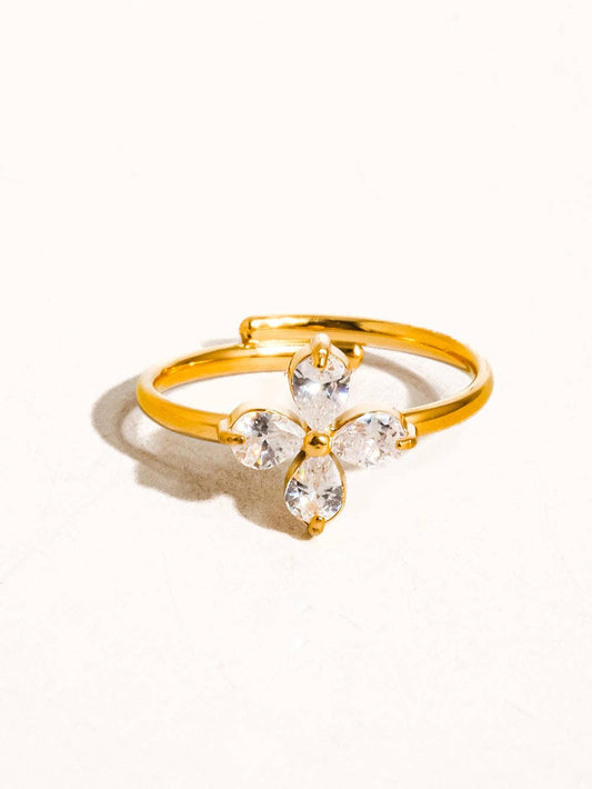 Flânerie by MAIQ - Ethel 18K Gold Non-Tarnish CZ Clover Ring: Yellow Gold