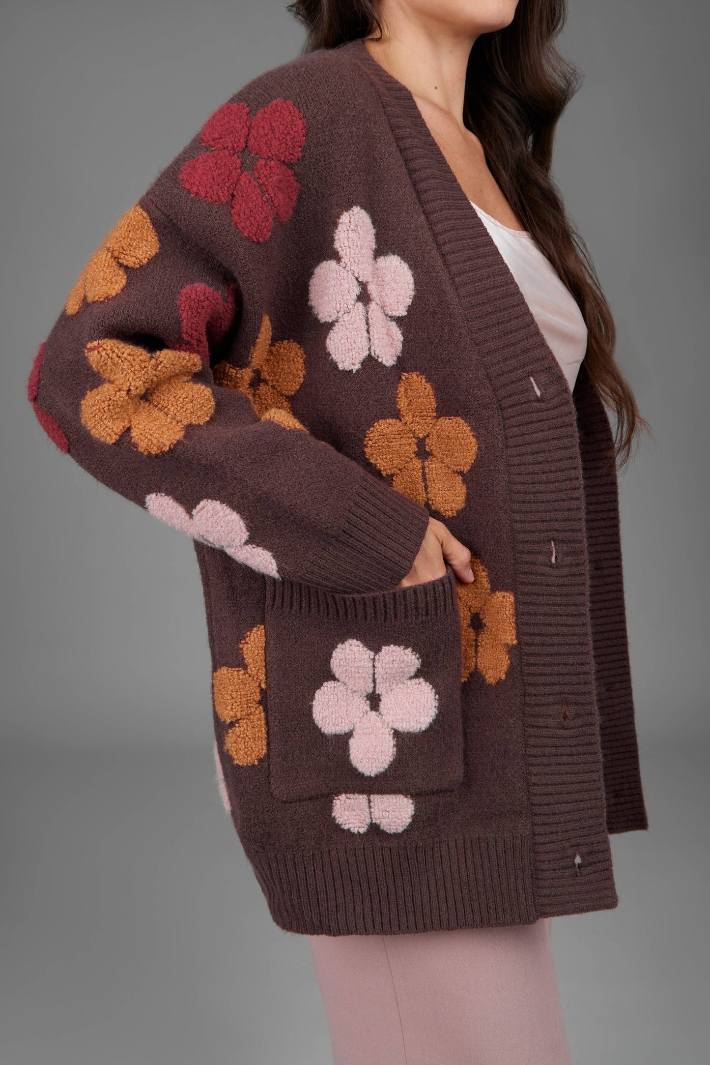 SAACHI - Autumn Floral Knit Cardigan: Beige