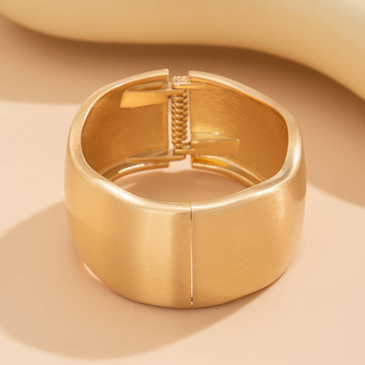 Dipped Shop - Minimalist Matte Wide Irregular Bangle Bracelet DP25D713: Gold / 02