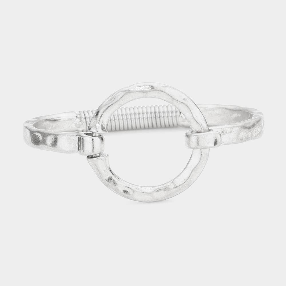 Sensibling Corp. - Hammered Open Metal Circle Hook Bracelet: WORN SILVER