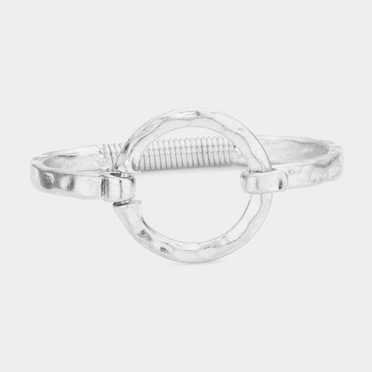 Sensibling Corp. - Hammered Open Metal Circle Hook Bracelet: WORN SILVER