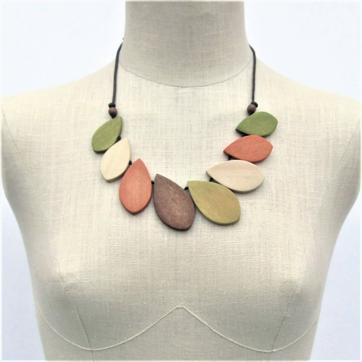 Katie and Company - Verona Necklace - Light