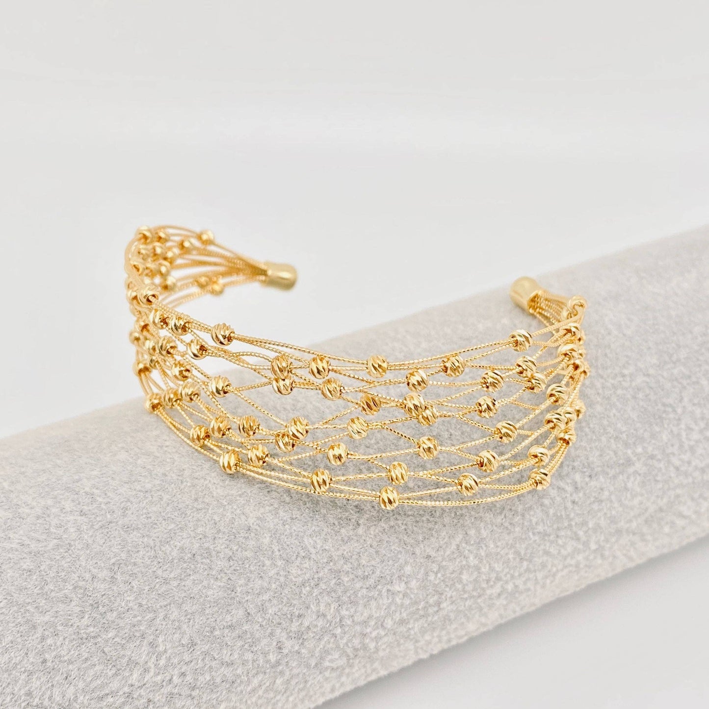 Mio Queena - Mesh Metal Beaded 18K Gold Plated Cuff Bracelet