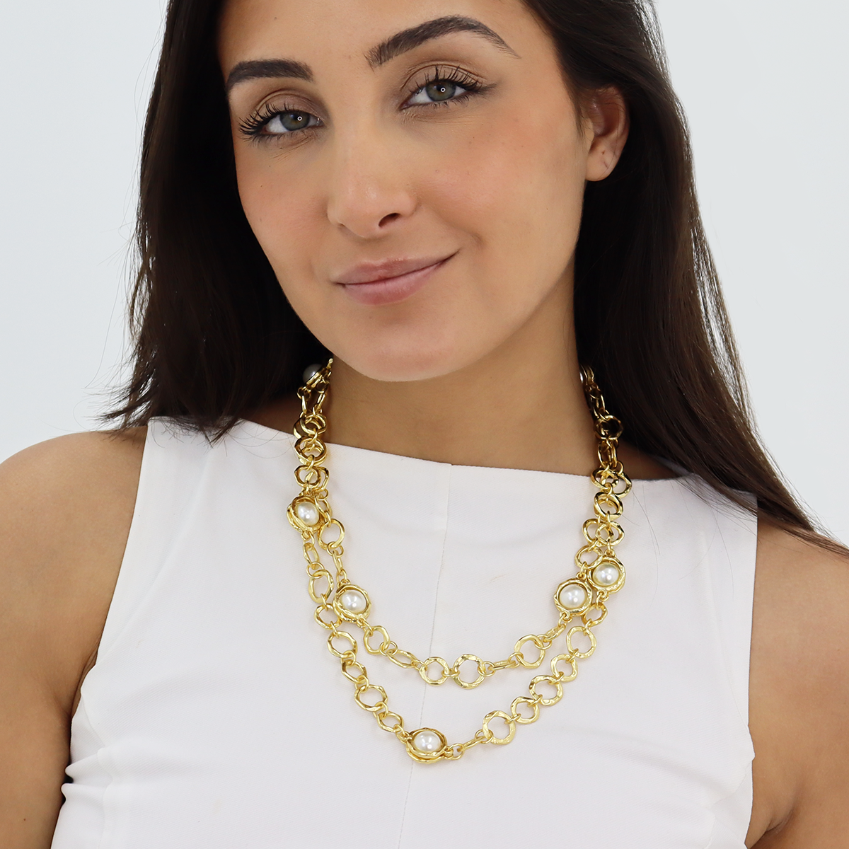 KARINE SULTAN - Classic Pearl Station Necklace: A Chic Accessory: Silver