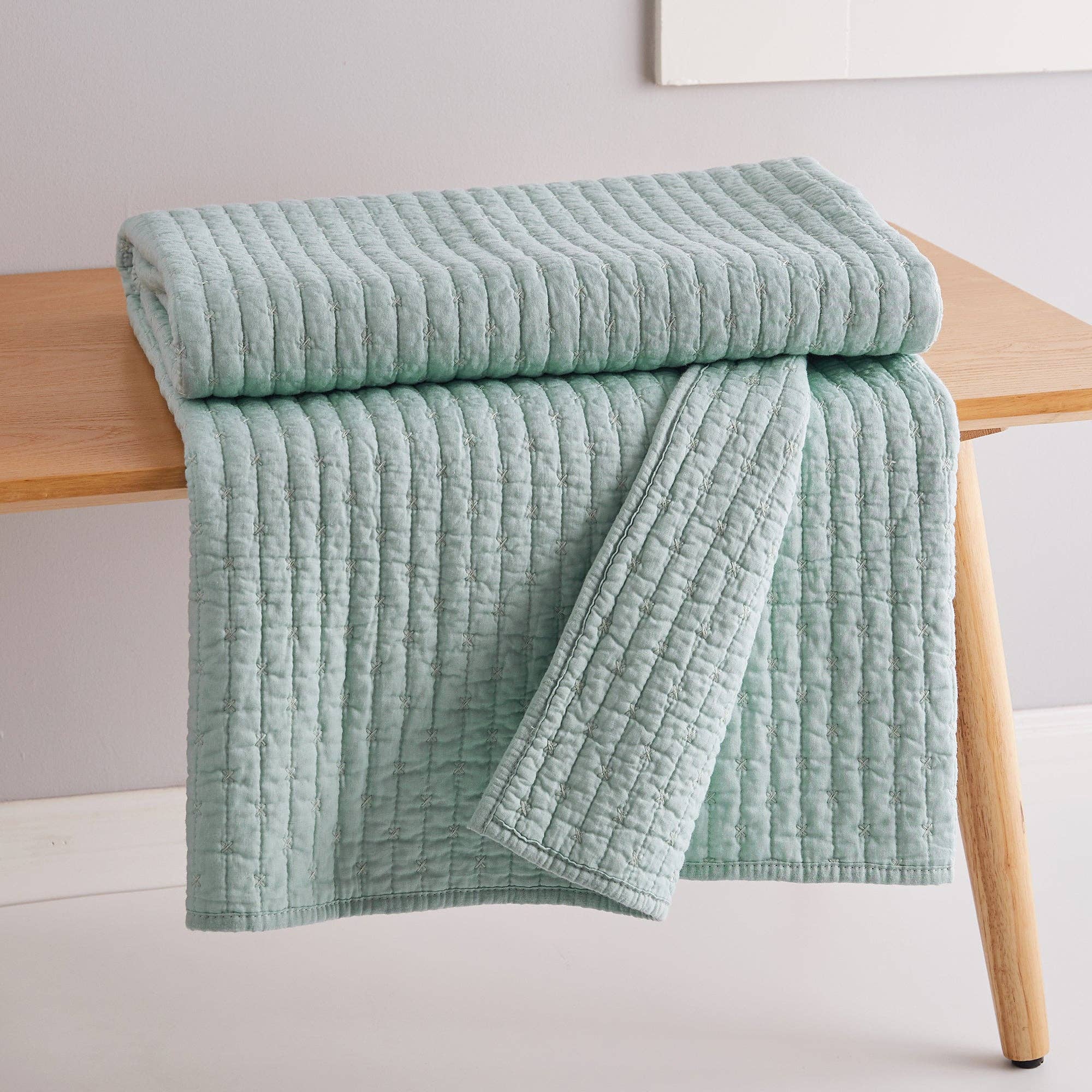 Levtex Home Cross Stitch Quilted Throw - Thumbnail 4