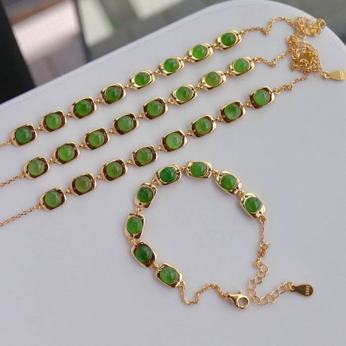 Cici’De Jewelry Amsterdam - Vintage Style Framed Jade Link Bracelet