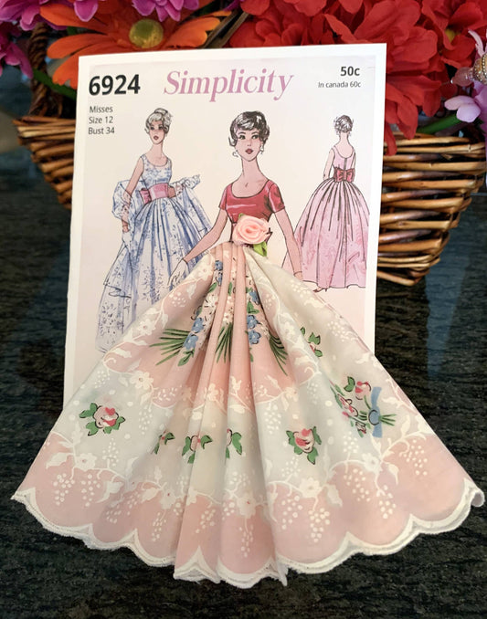 MOMENTS IN THYME - Fashion Ladies Keepsake Hankie Cards: Simplicity Pink