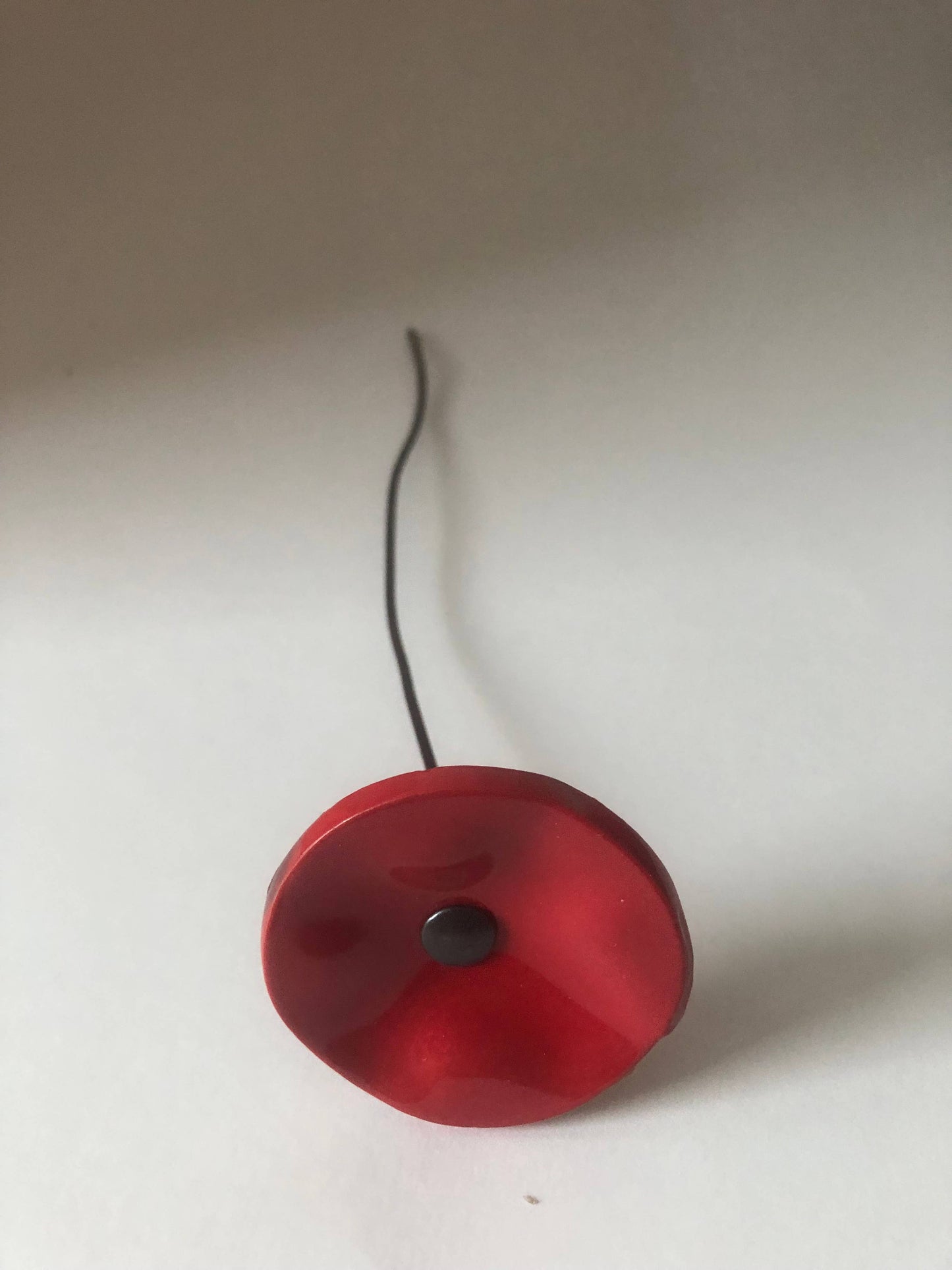 CARNEOL GLASS - Small Glass Flower For Outside In Red On Flexible Stem