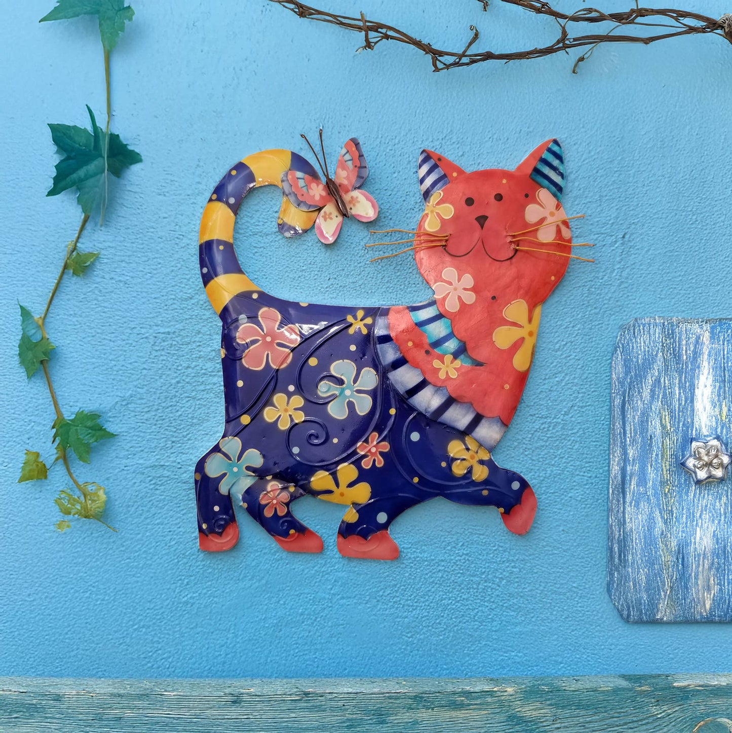 Eangee Home Design - Cat Wall Decor Blue And Red, Capiz & Metal, Outdoor Safe