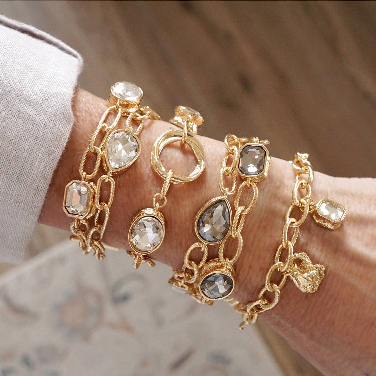 PennyLine inc - Brilliant Bond – Statement Chain Bracelets with Reflective Crystals: Raw rings and 3 crystals